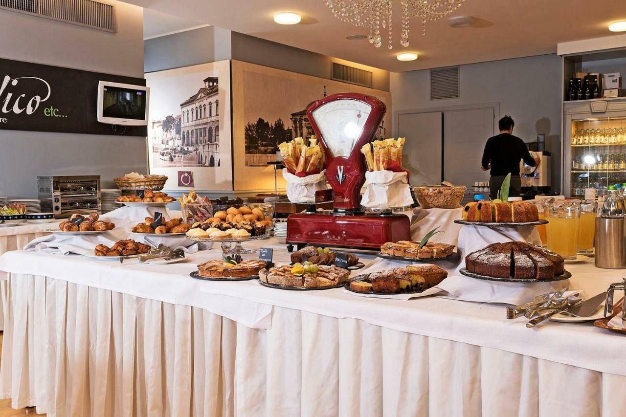 Hotel Maggior Consiglio Treviso Bagian luar foto